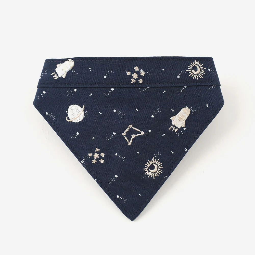 moncheri星星刺繡領巾附涼感冰袋口袋【附保冰劑】